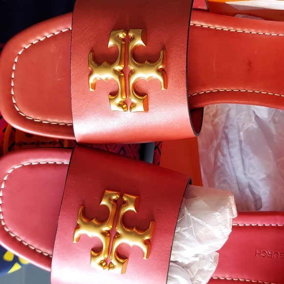 Tory Burch Women's Eleanor Slide Sandals. Check pictures well. Like new - Picture 2 of 8